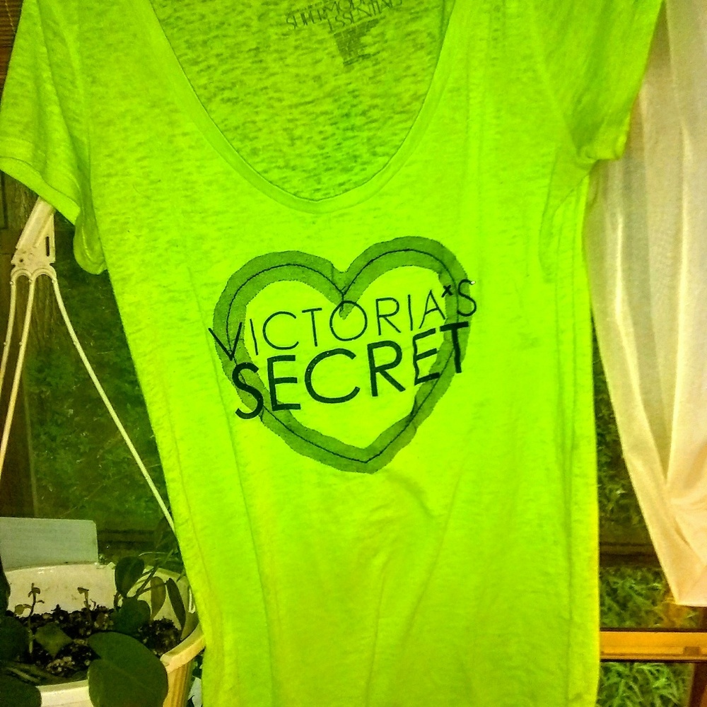 New Victoria secret shirt